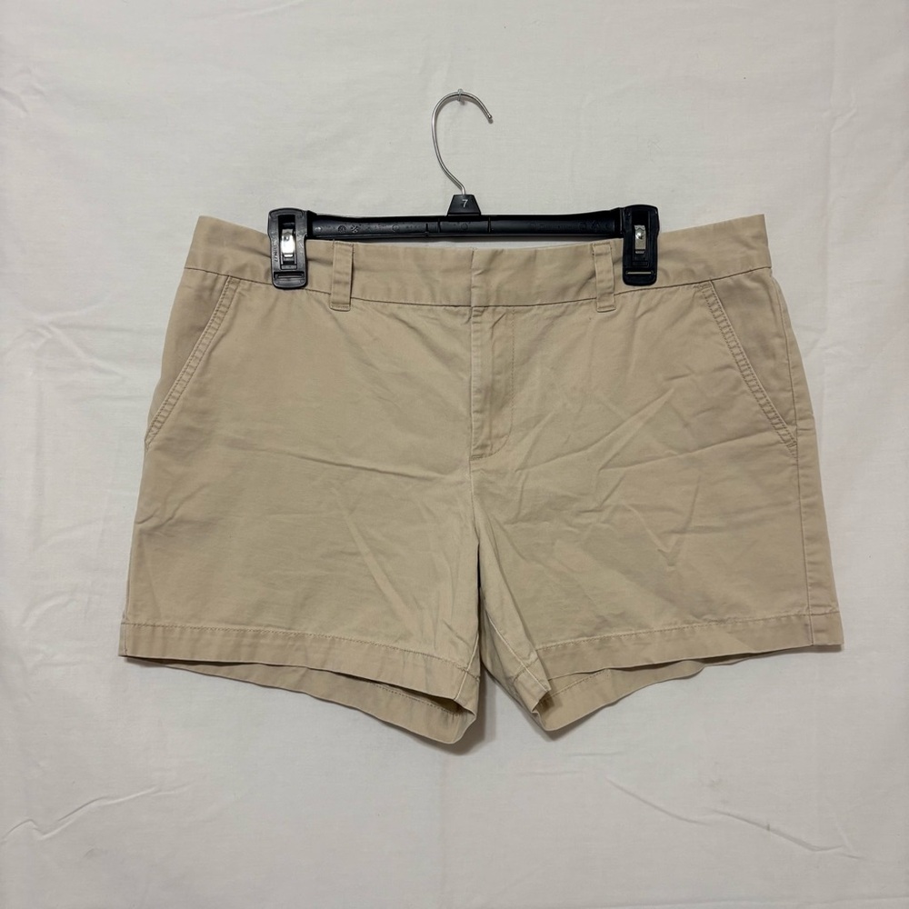 Khaki chino shorts with back welt pockets and a tailored fit.